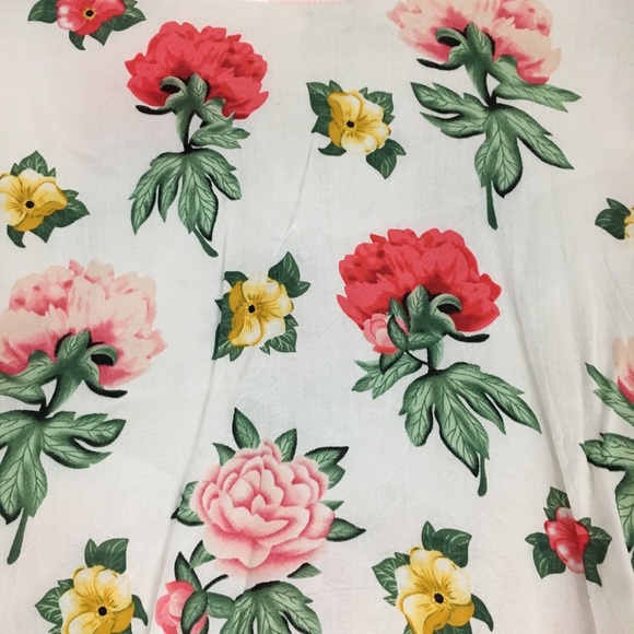 H&M Coachella Fringe Floral Top 2 - Picture 7 of 8